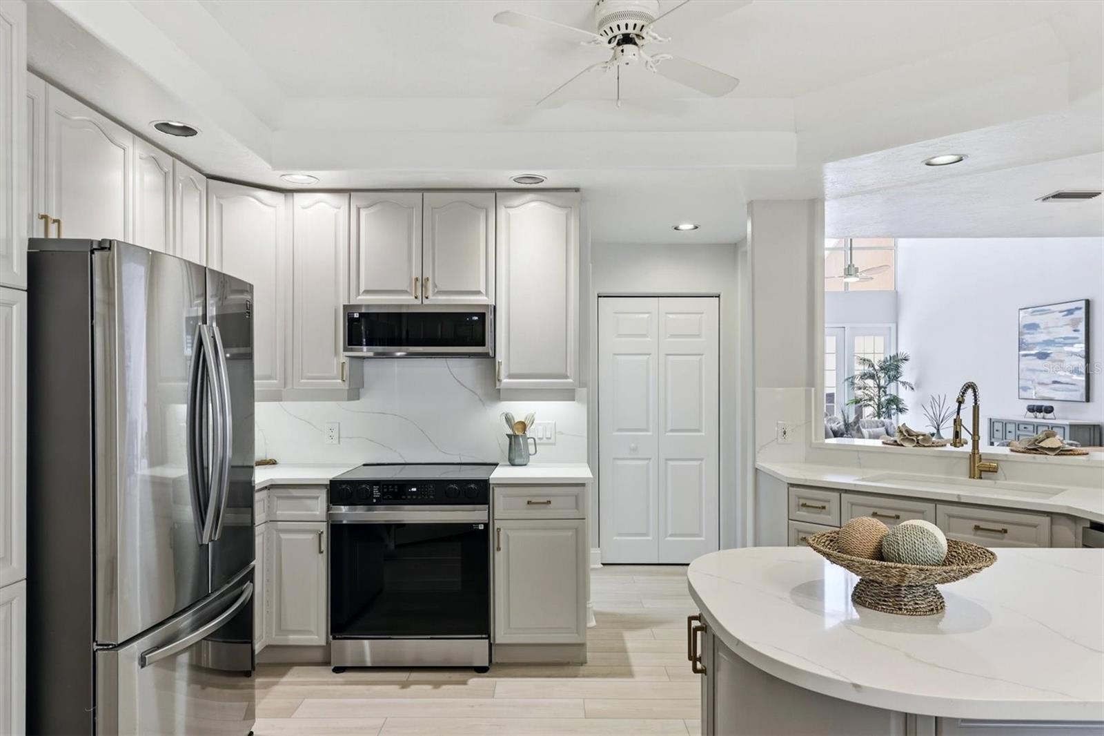VILLAS AT EAGLES POINT - Residential