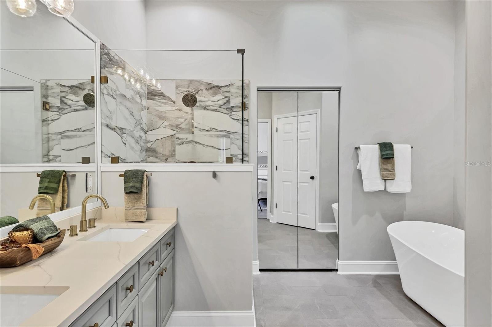 VILLAS AT EAGLES POINT - Residential