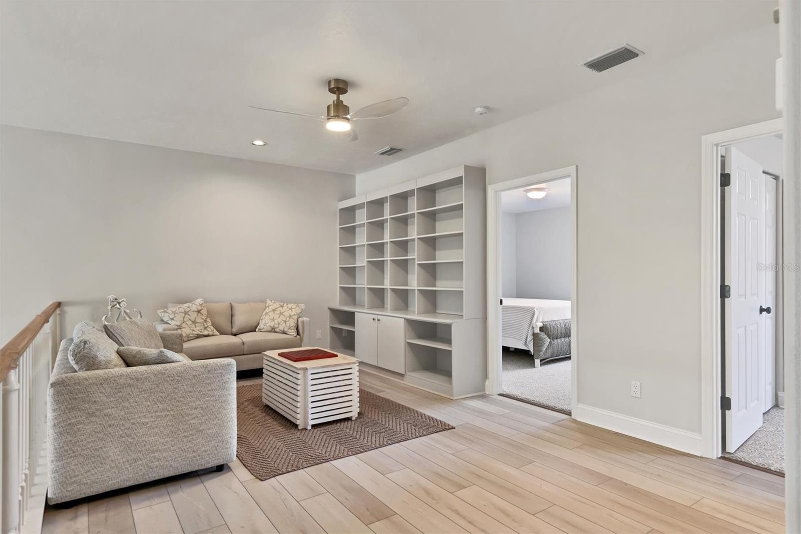 VILLAS AT EAGLES POINT - Residential