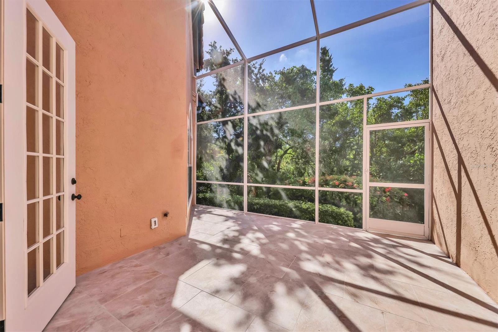 VILLAS AT EAGLES POINT - Residential