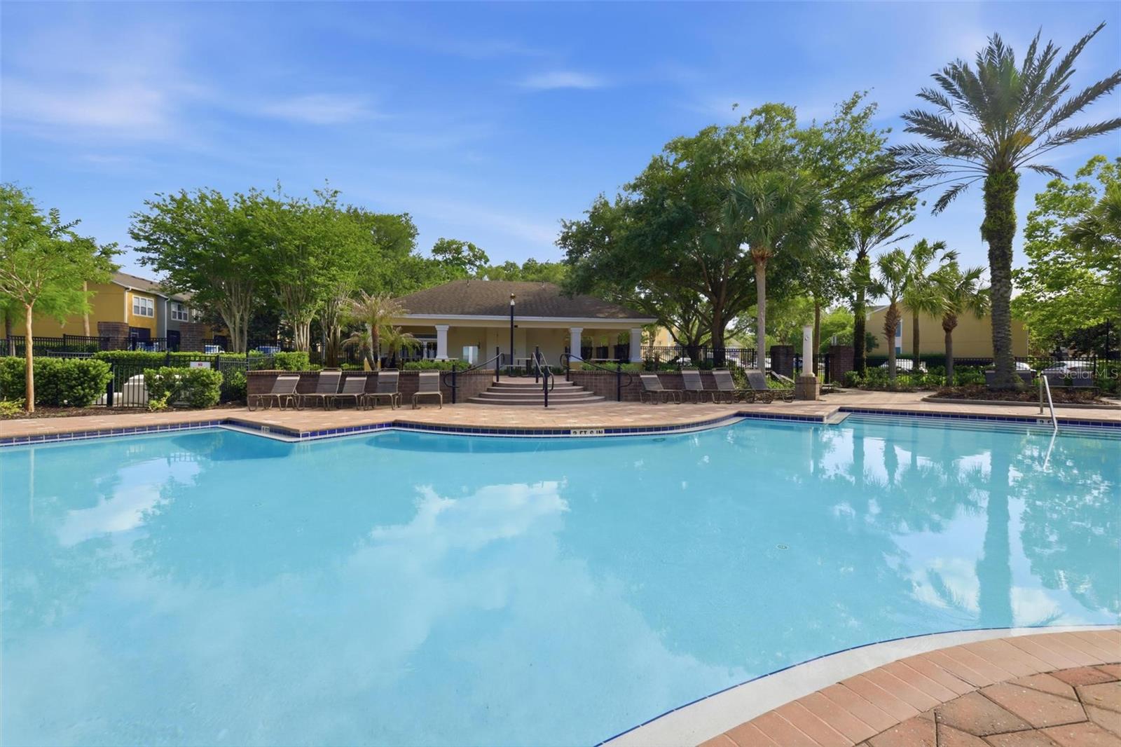 REGENCY OAKS UNIT ONE - Residential