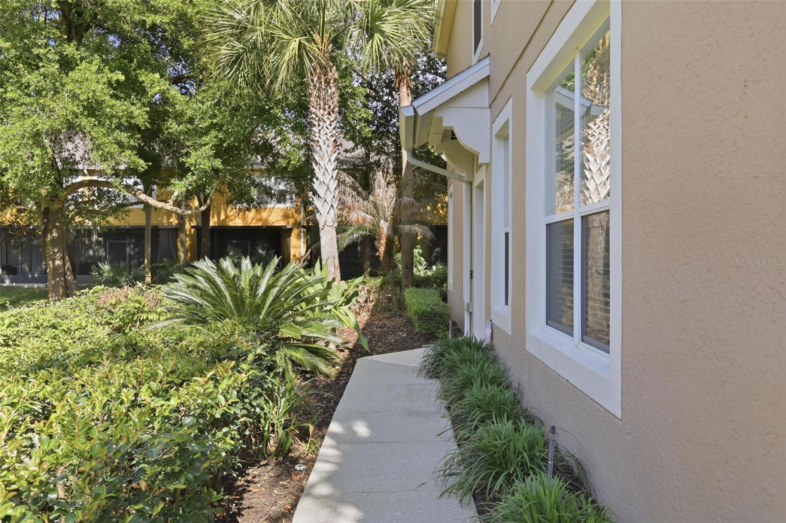 REGENCY OAKS UNIT ONE - Residential