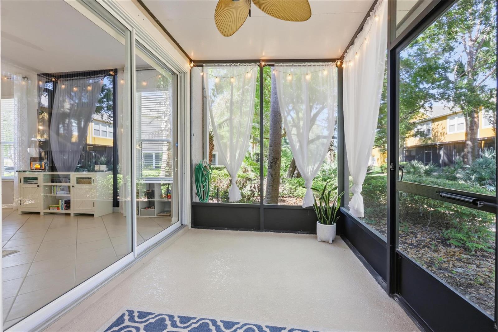 REGENCY OAKS UNIT ONE - Residential