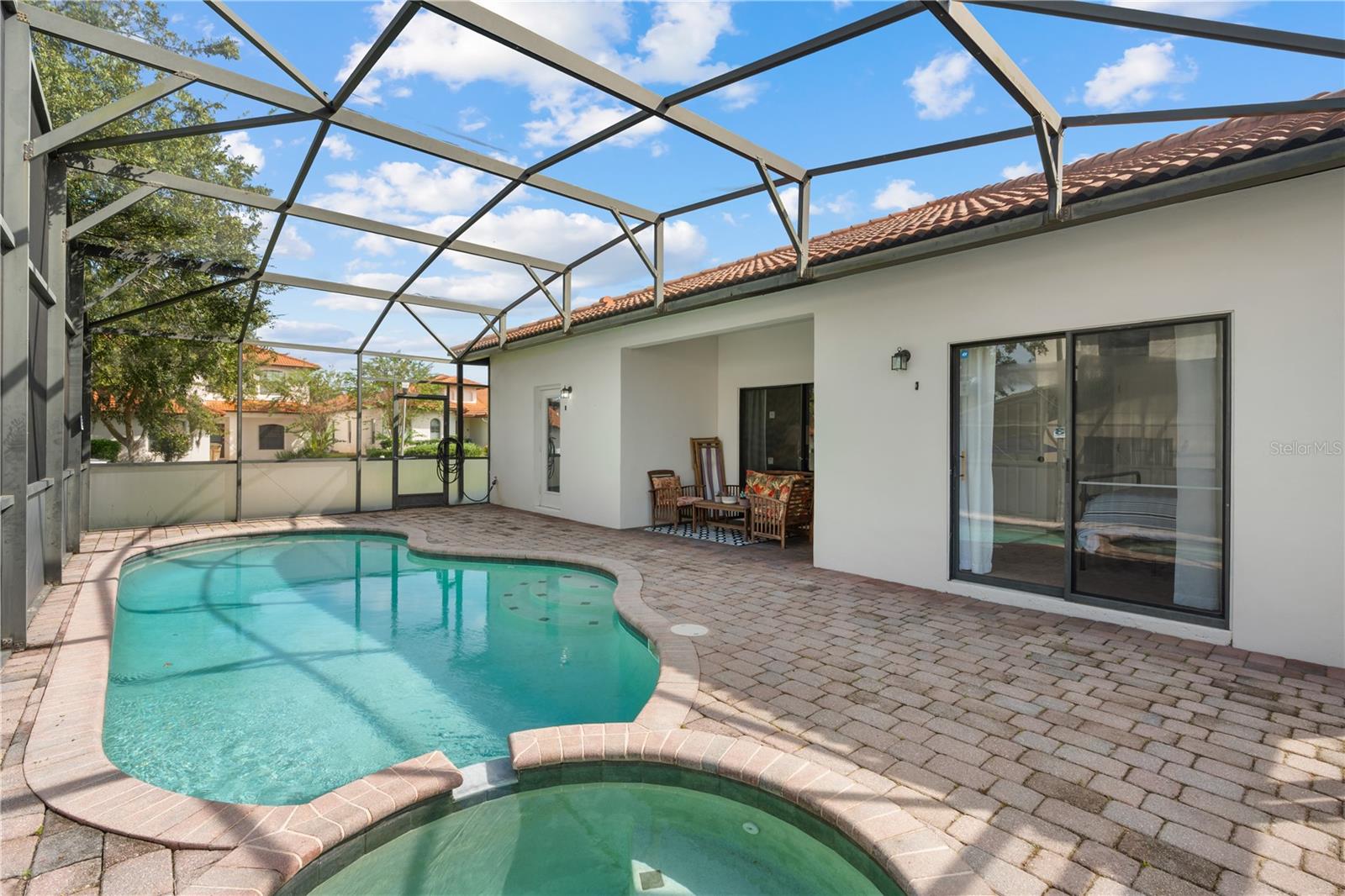 HIGH GROVE UNIT 02 - Residential