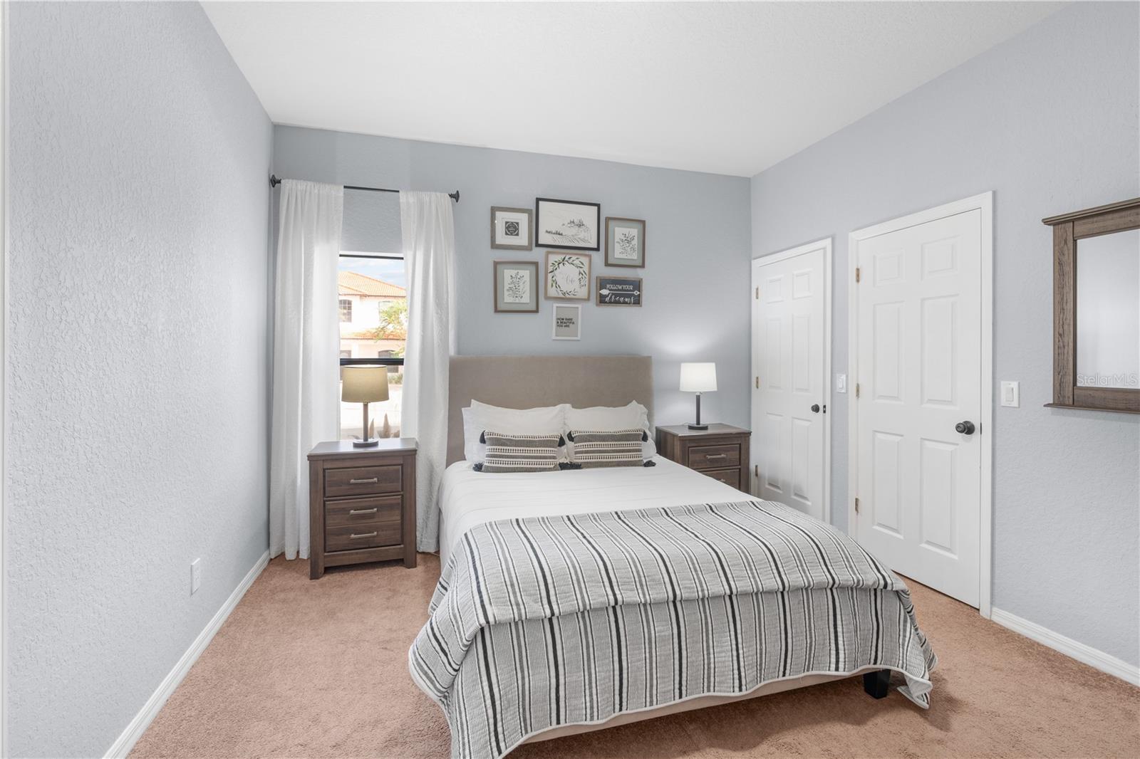 HIGH GROVE UNIT 02 - Residential