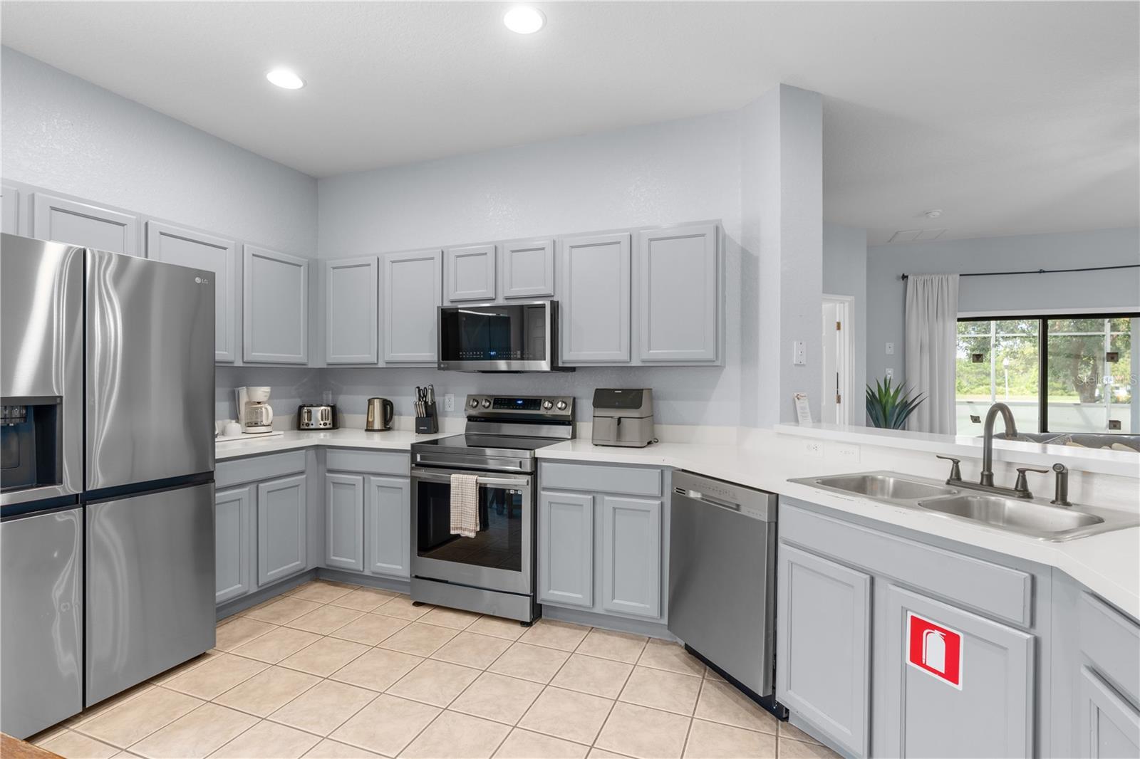 HIGH GROVE UNIT 02 - Residential