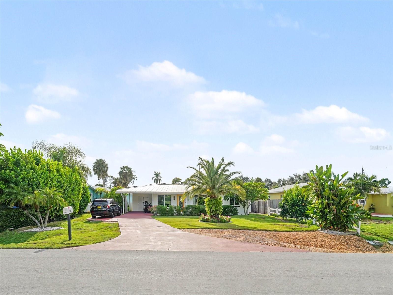 818 THE RIALTO, VENICE, FL, 34285 4 818 THE RIALTO