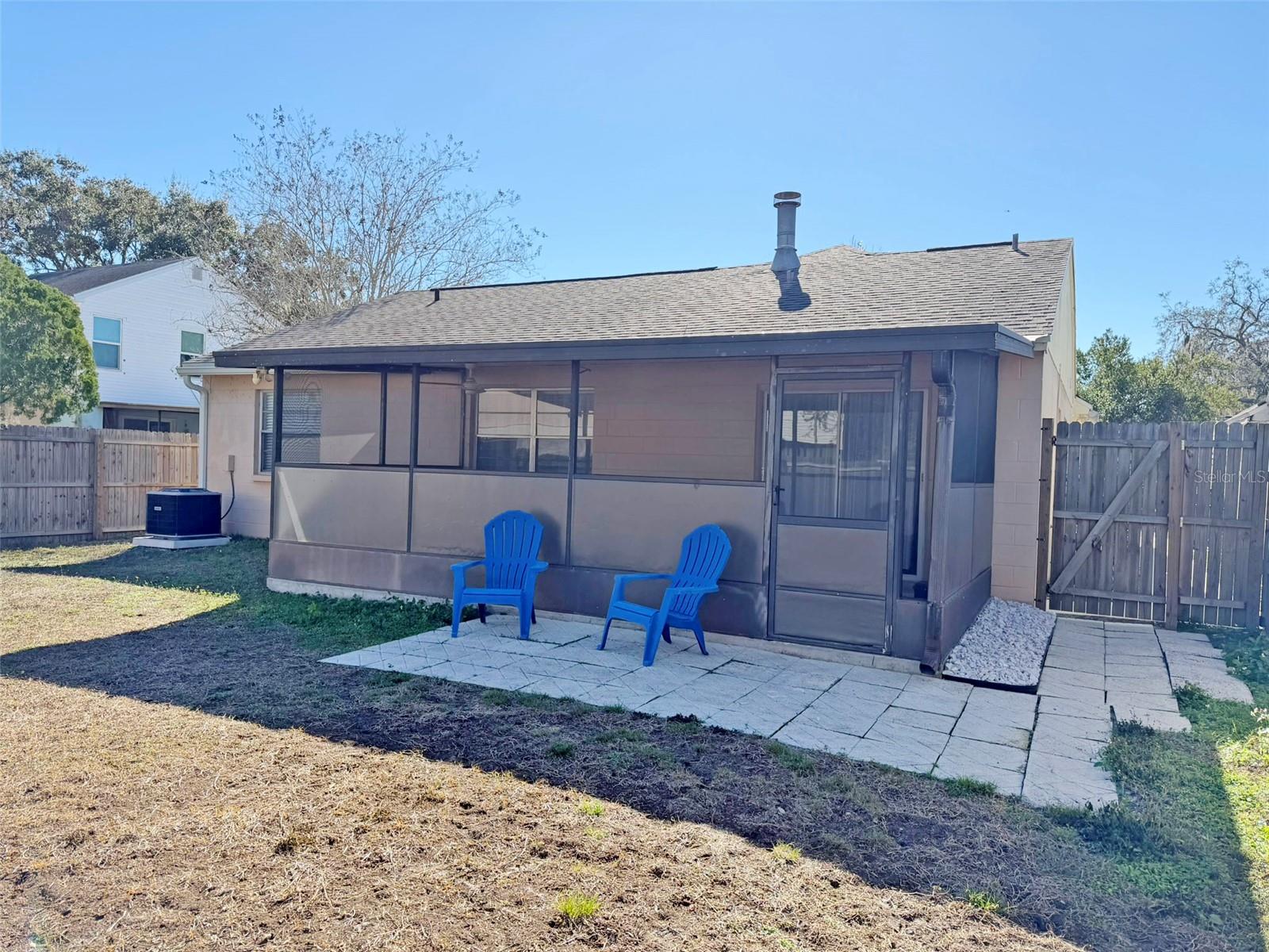 TEMPLE OAKS - Residential