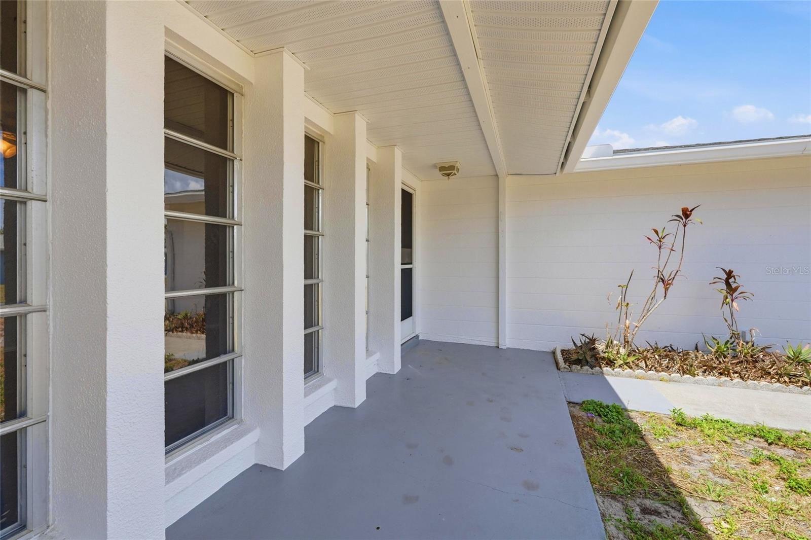 SOUTH VENICE - Residential