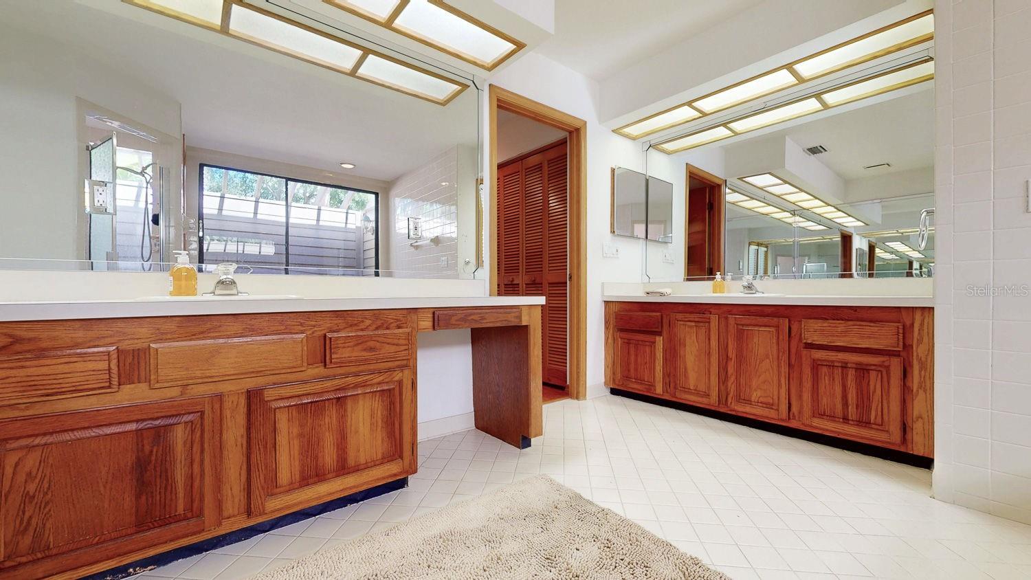 EAST LAKE WOODLANDS WOODRIDGE GREEN TWNHMS - Residential