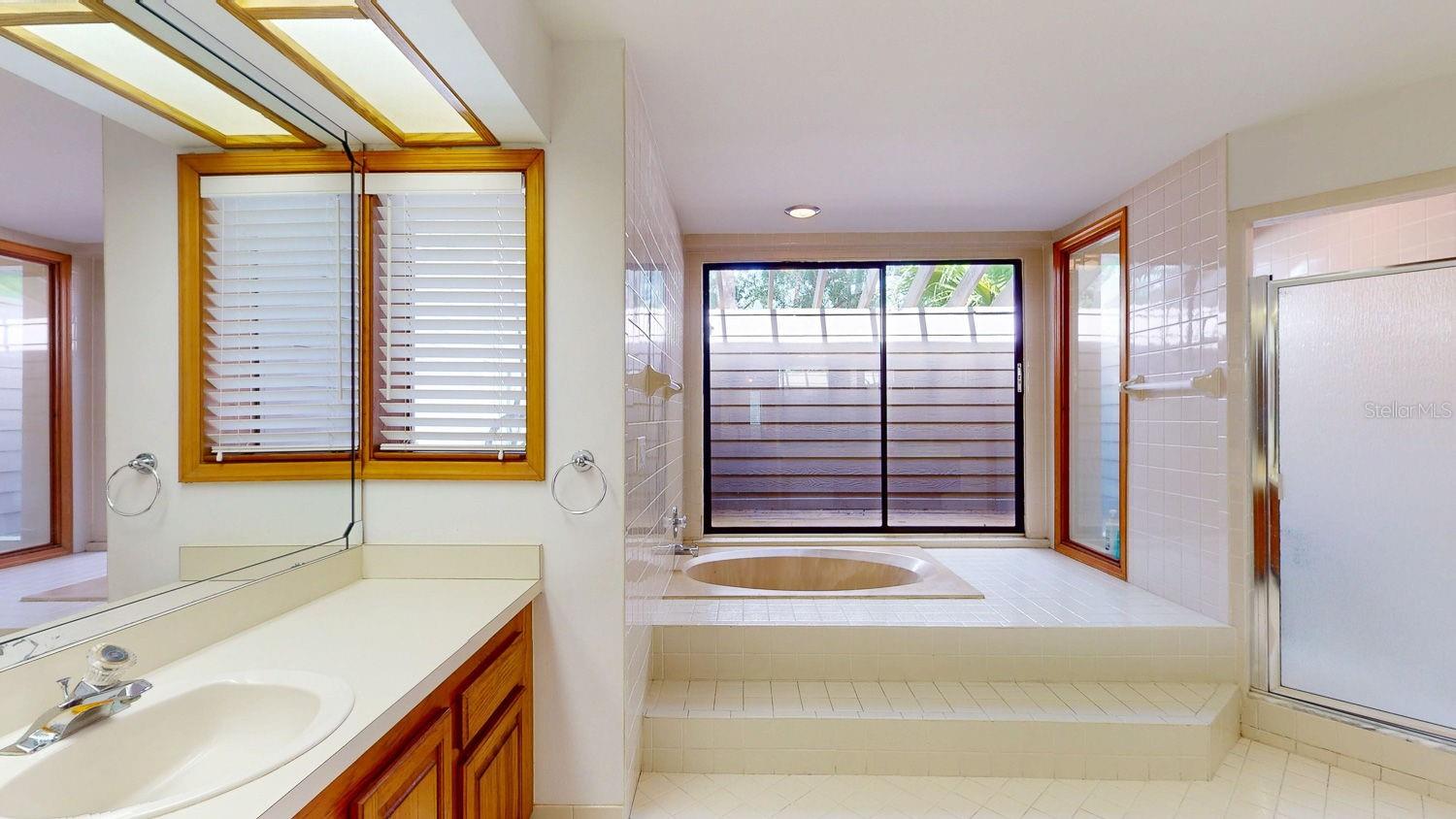 EAST LAKE WOODLANDS WOODRIDGE GREEN TWNHMS - Residential