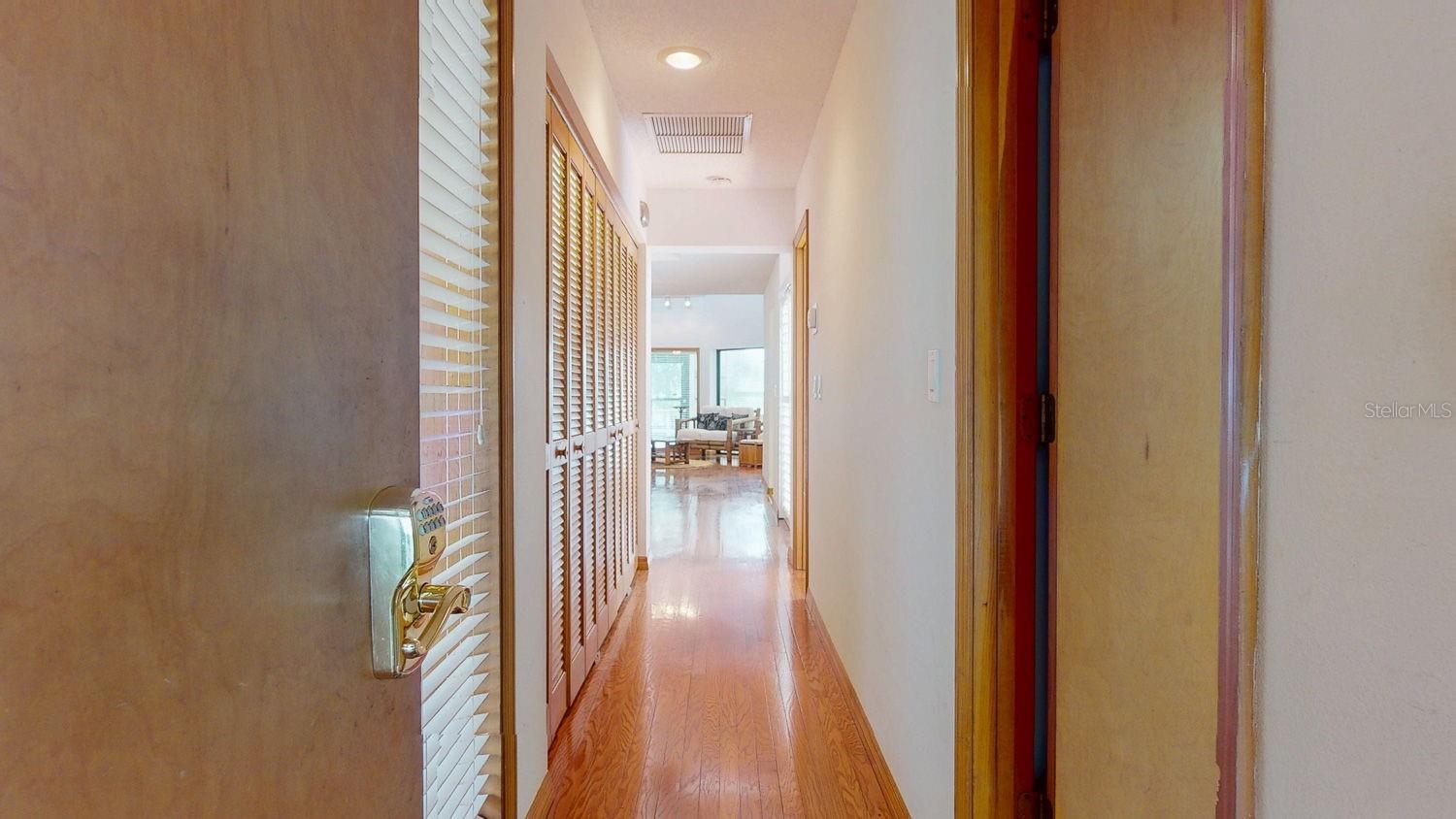 EAST LAKE WOODLANDS WOODRIDGE GREEN TWNHMS - Residential