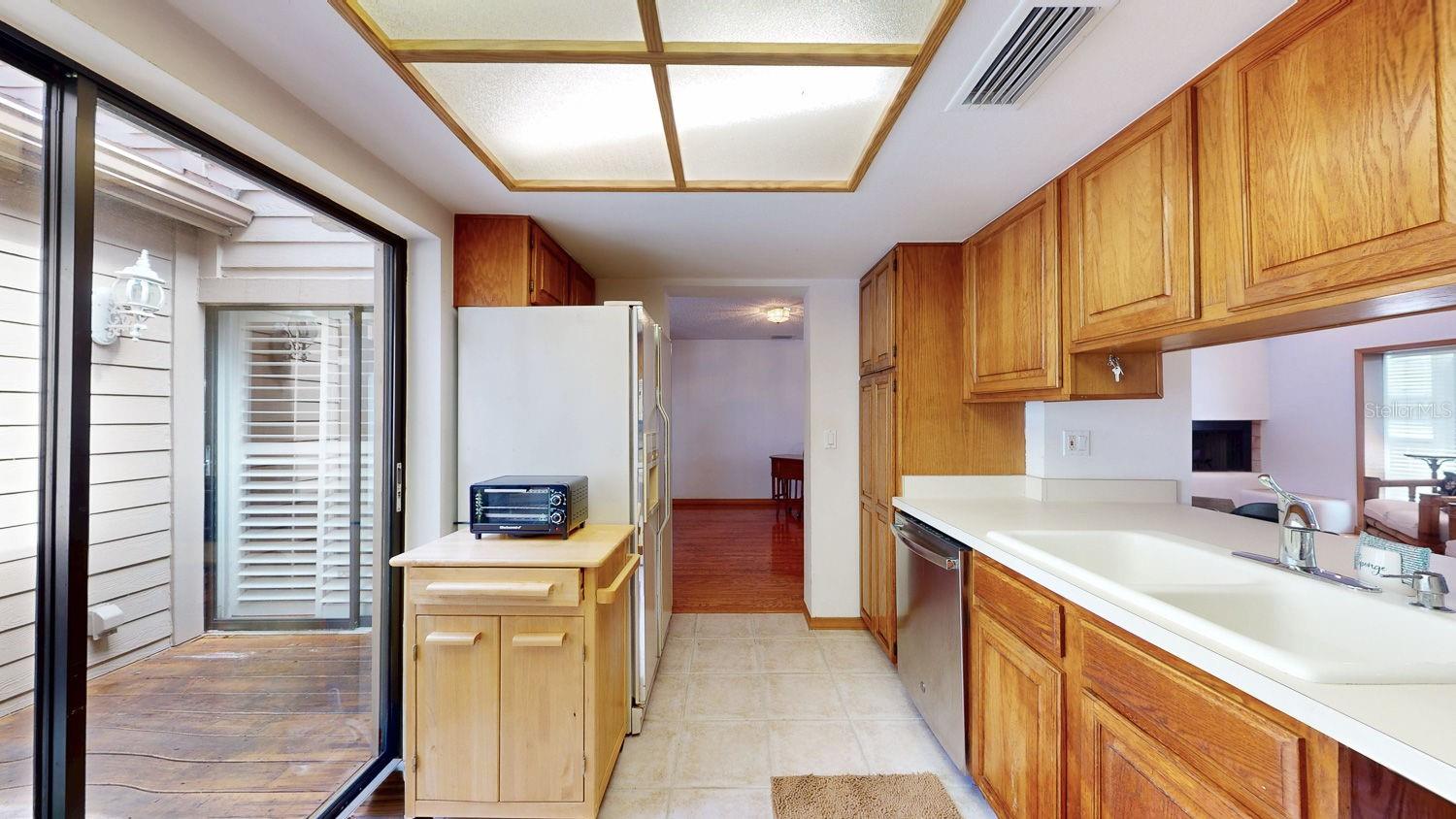 EAST LAKE WOODLANDS WOODRIDGE GREEN TWNHMS - Residential