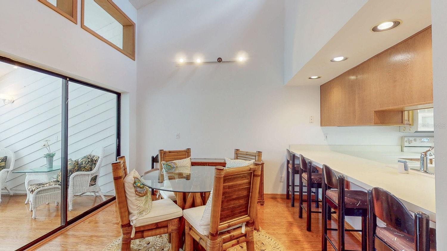 EAST LAKE WOODLANDS WOODRIDGE GREEN TWNHMS - Residential