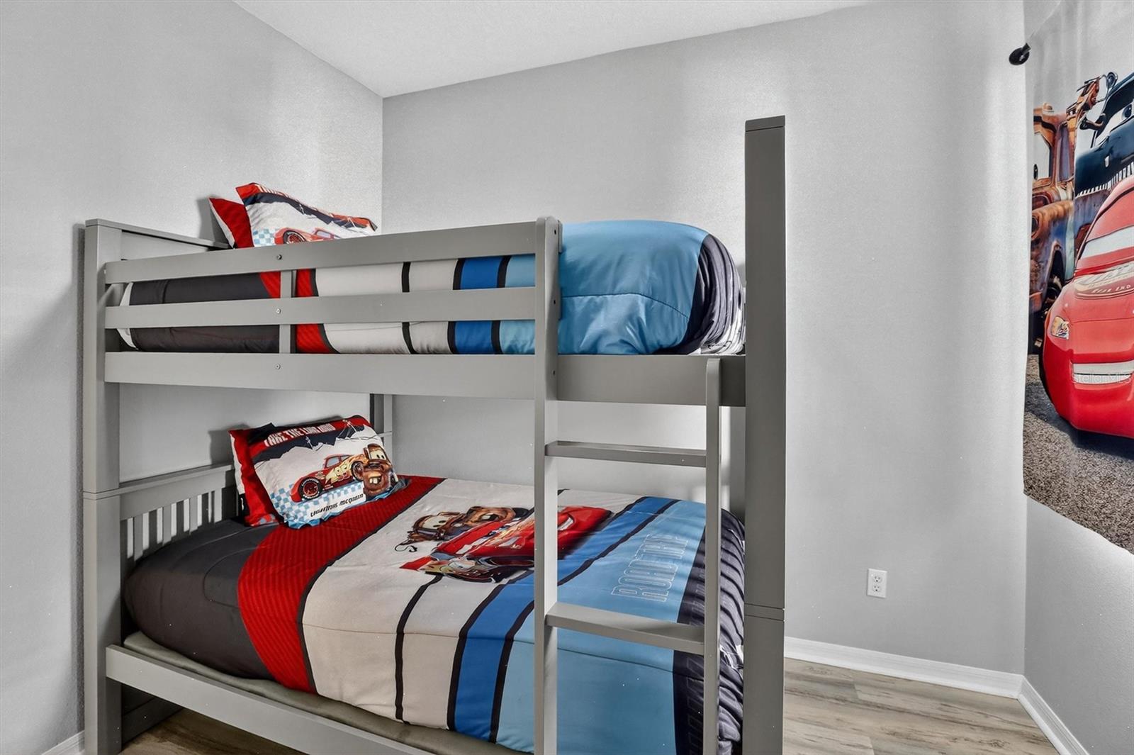 OAKWATER PH 04 - Residential