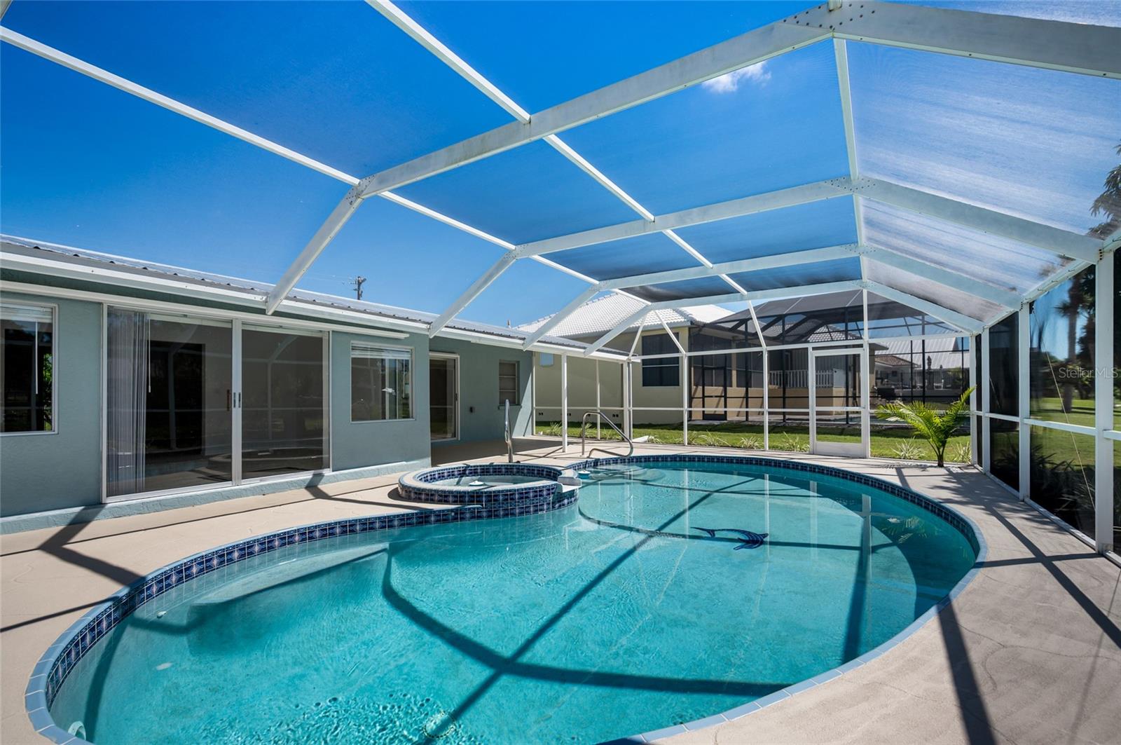 CAPE HAZE - Residential