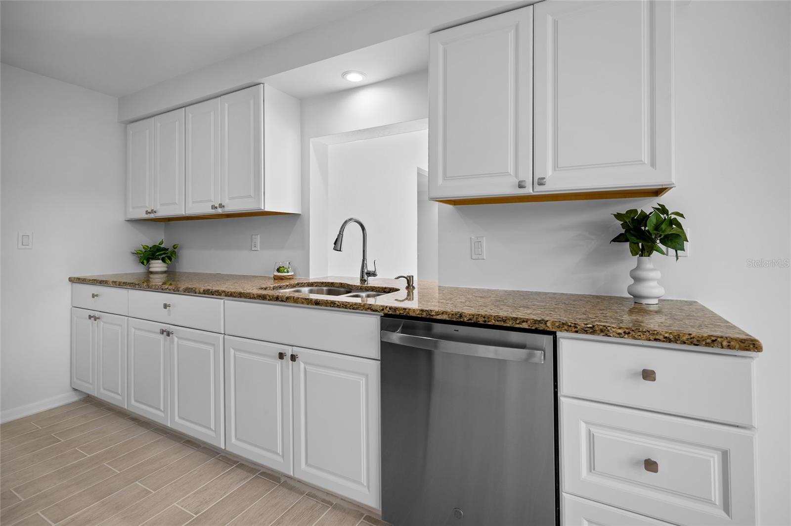 CAPE HAZE - Residential