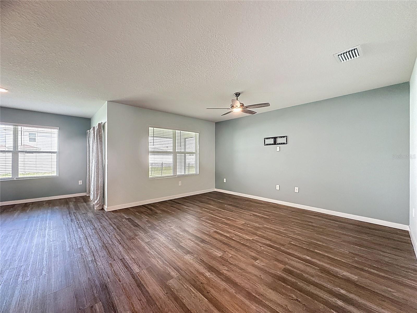 STAR FARMS PH IV SUBPH D & E - Residential