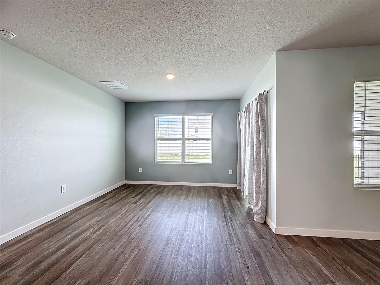 STAR FARMS PH IV SUBPH D & E - Residential