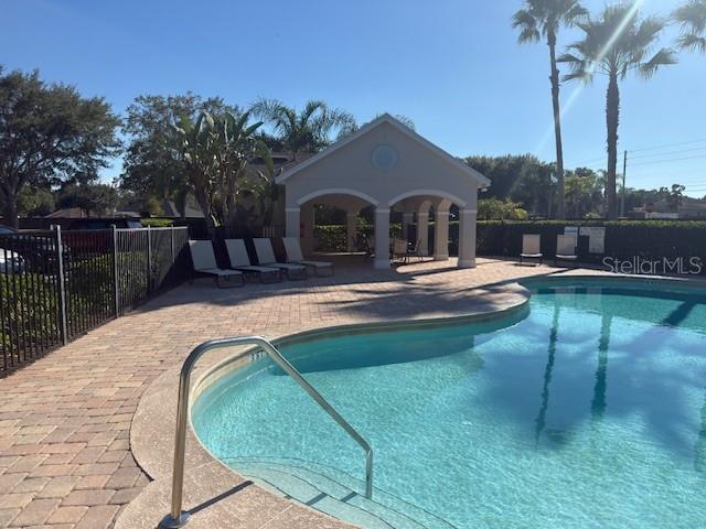 HERITAGE COMMONS - Residential