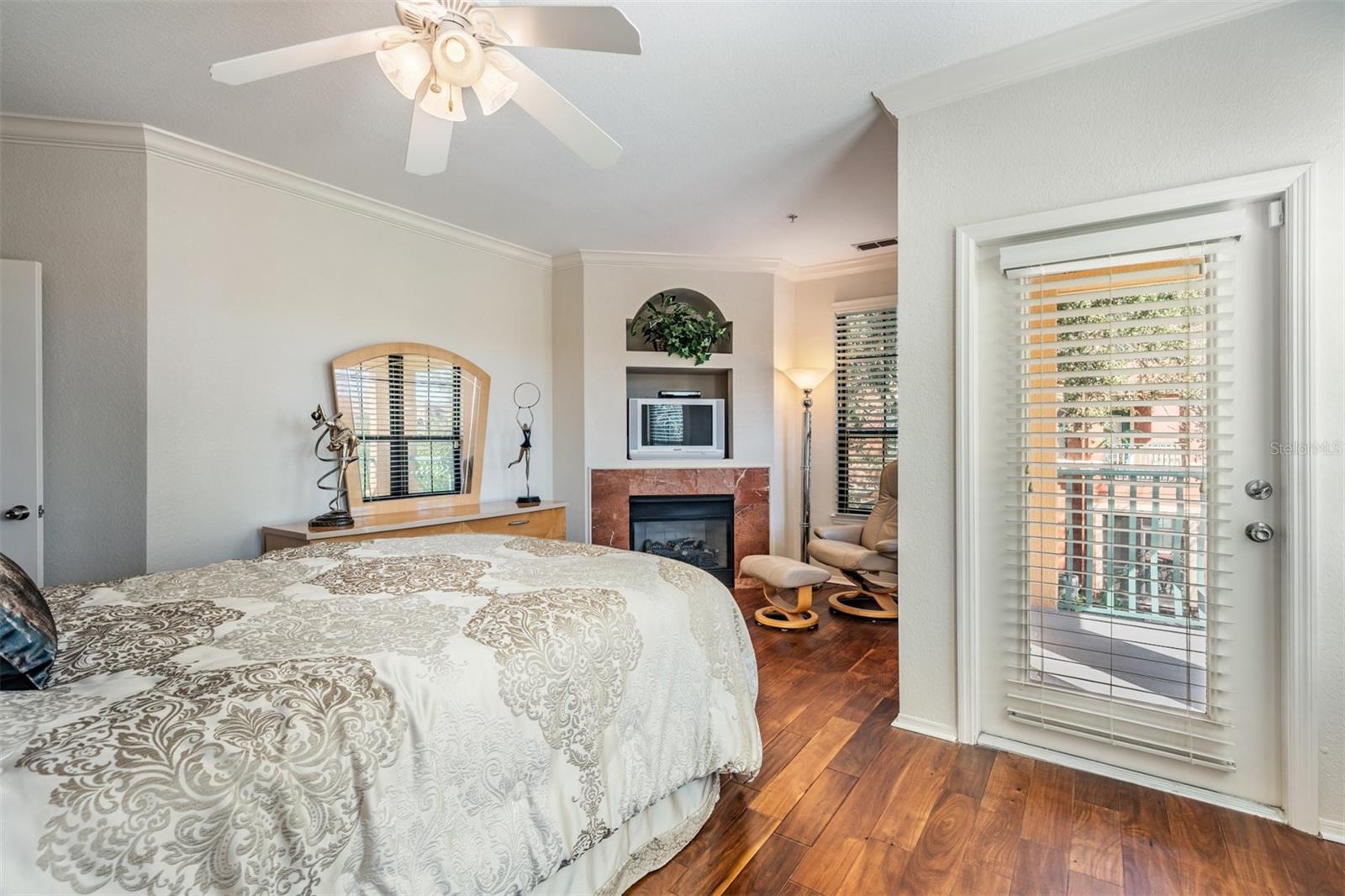 GRAND BELLAGIO AT BAYWATCH CONDO THE - Residential