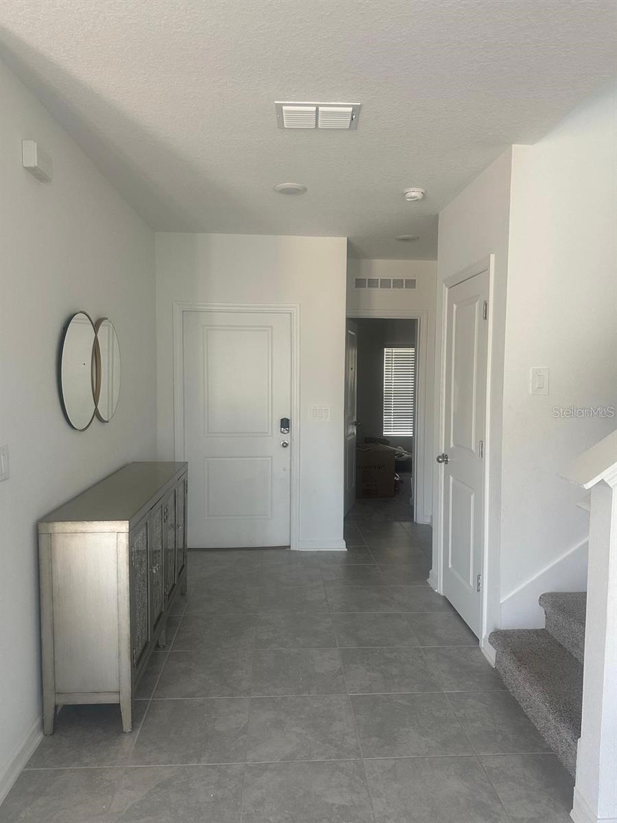 RANCHES/LK MCLEOD II - Residential Lease