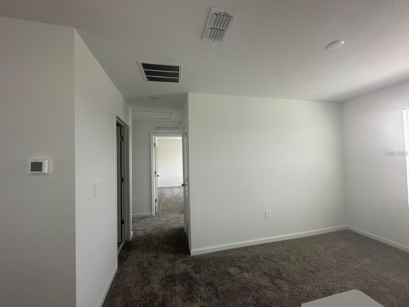 RANCHES/LK MCLEOD II - Residential Lease