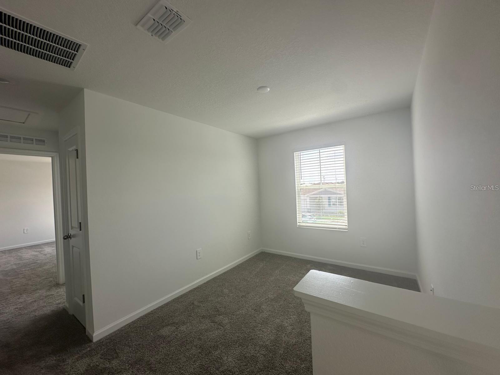 RANCHES/LK MCLEOD II - Residential Lease
