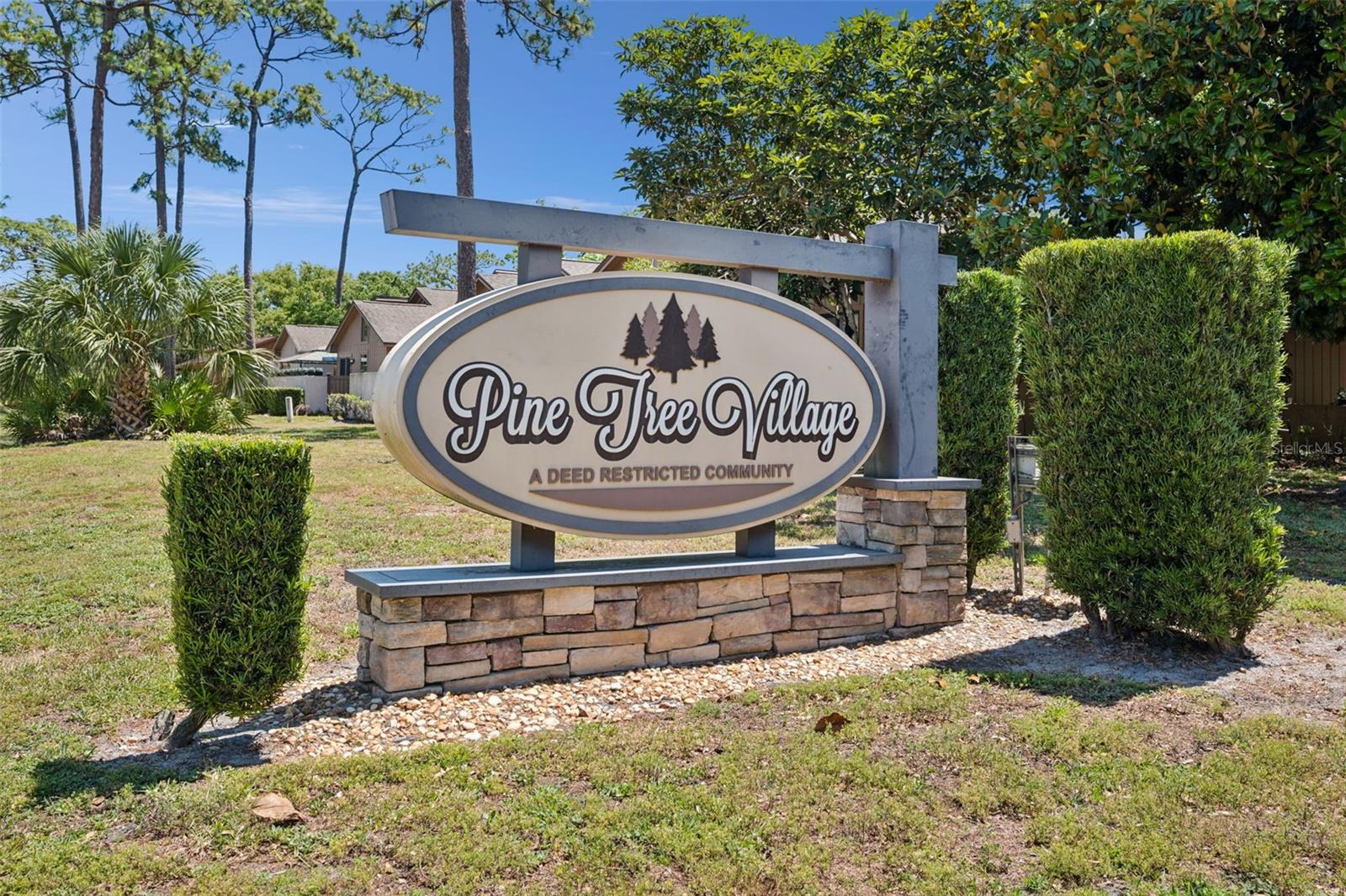 371 PINESONG DRIVE