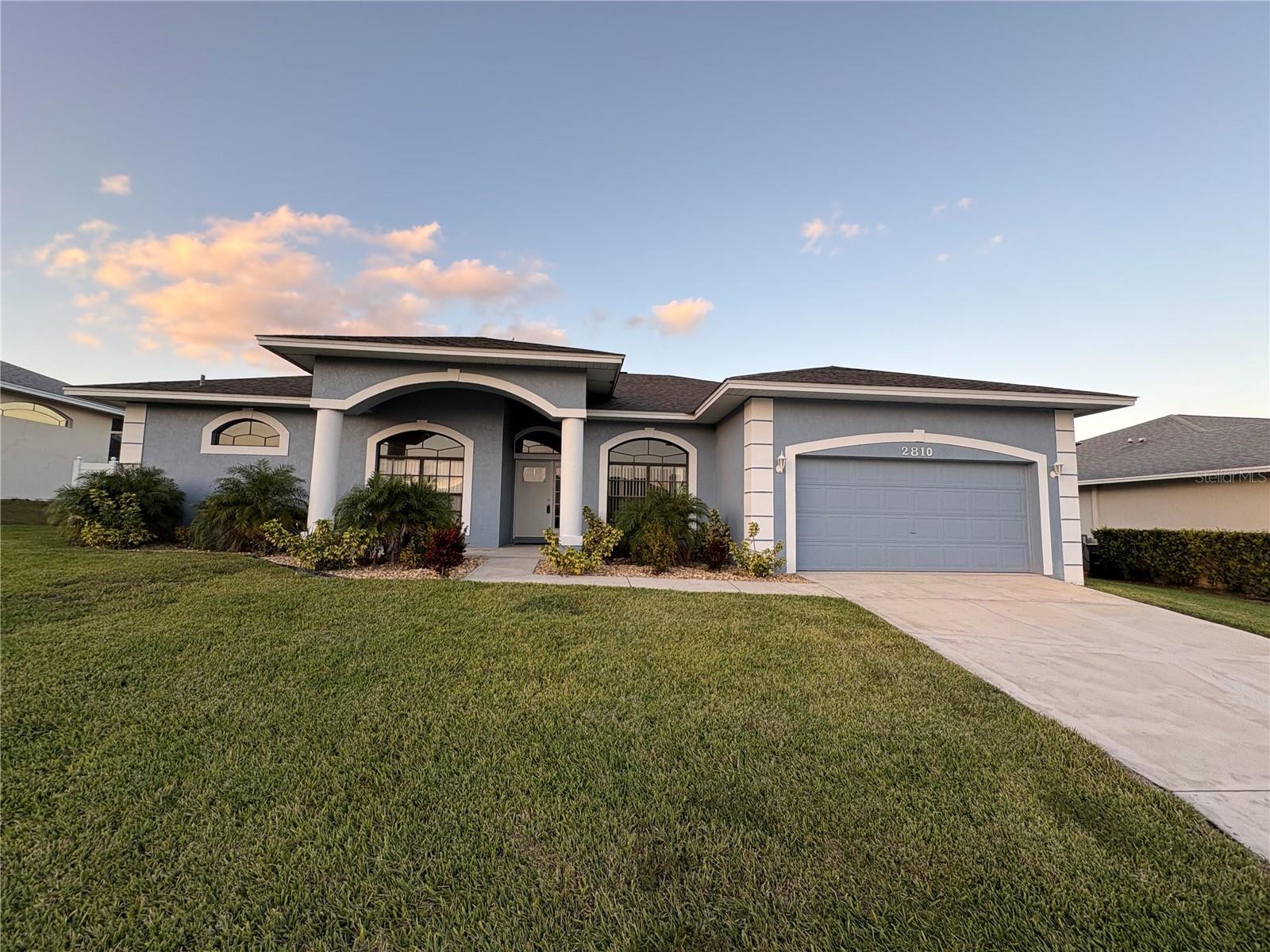 2810 HIGH VIEW BND