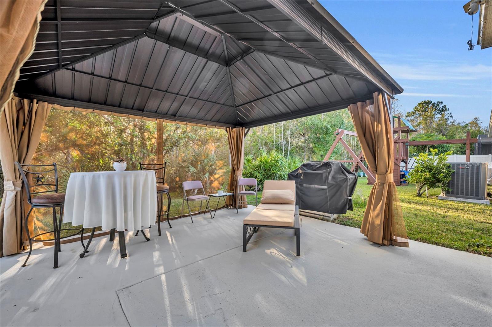 TIVOLI WOODS VILLAGE C 51 84 - Residential