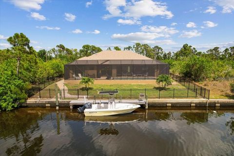 A home in PORT CHARLOTTE