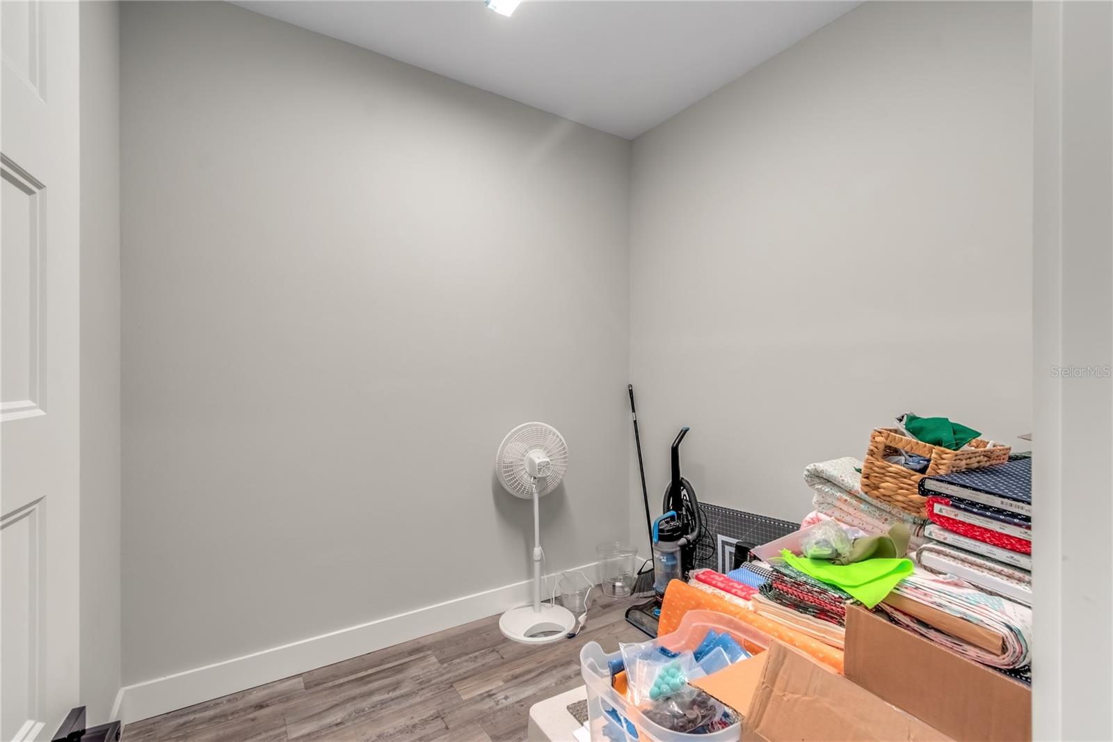 EQUESTRIAN SPGS - Residential