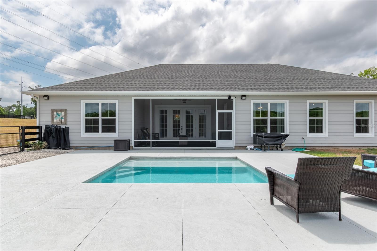 EQUESTRIAN SPGS - Residential