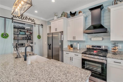 Tiny photo for 5021 NW 101st Street Road, Ocala, FL 34482 (MLS # OM723682)