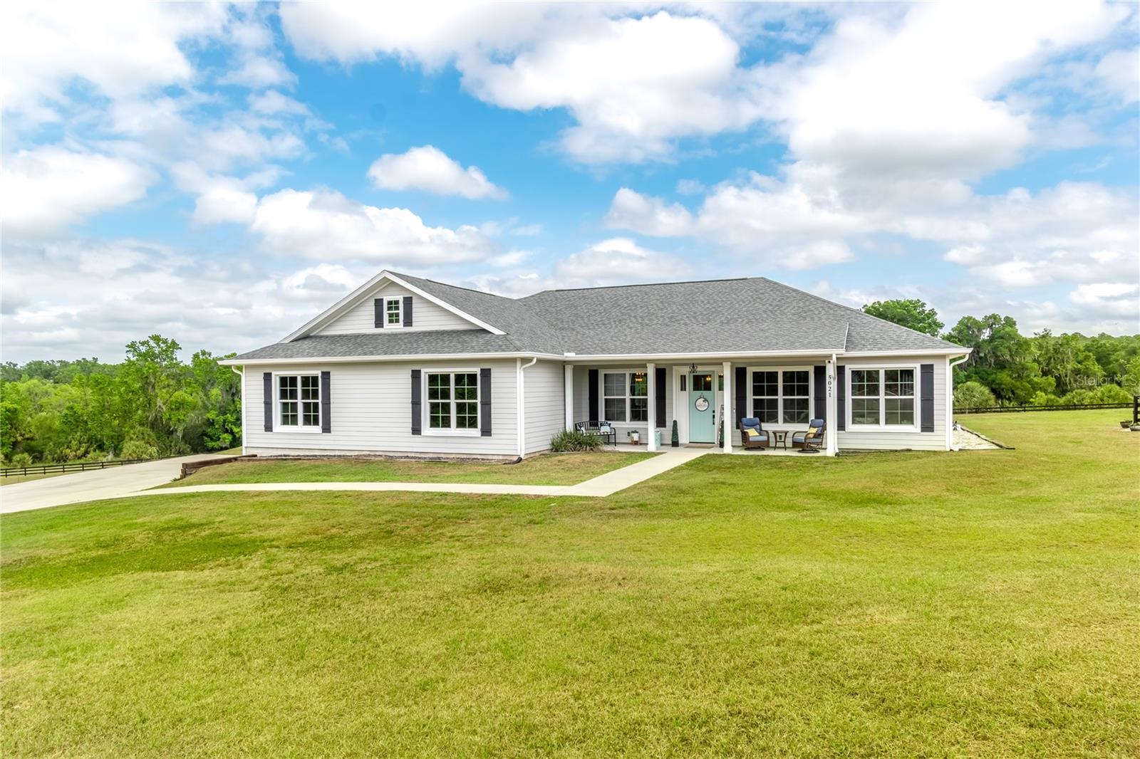 EQUESTRIAN SPGS - Residential