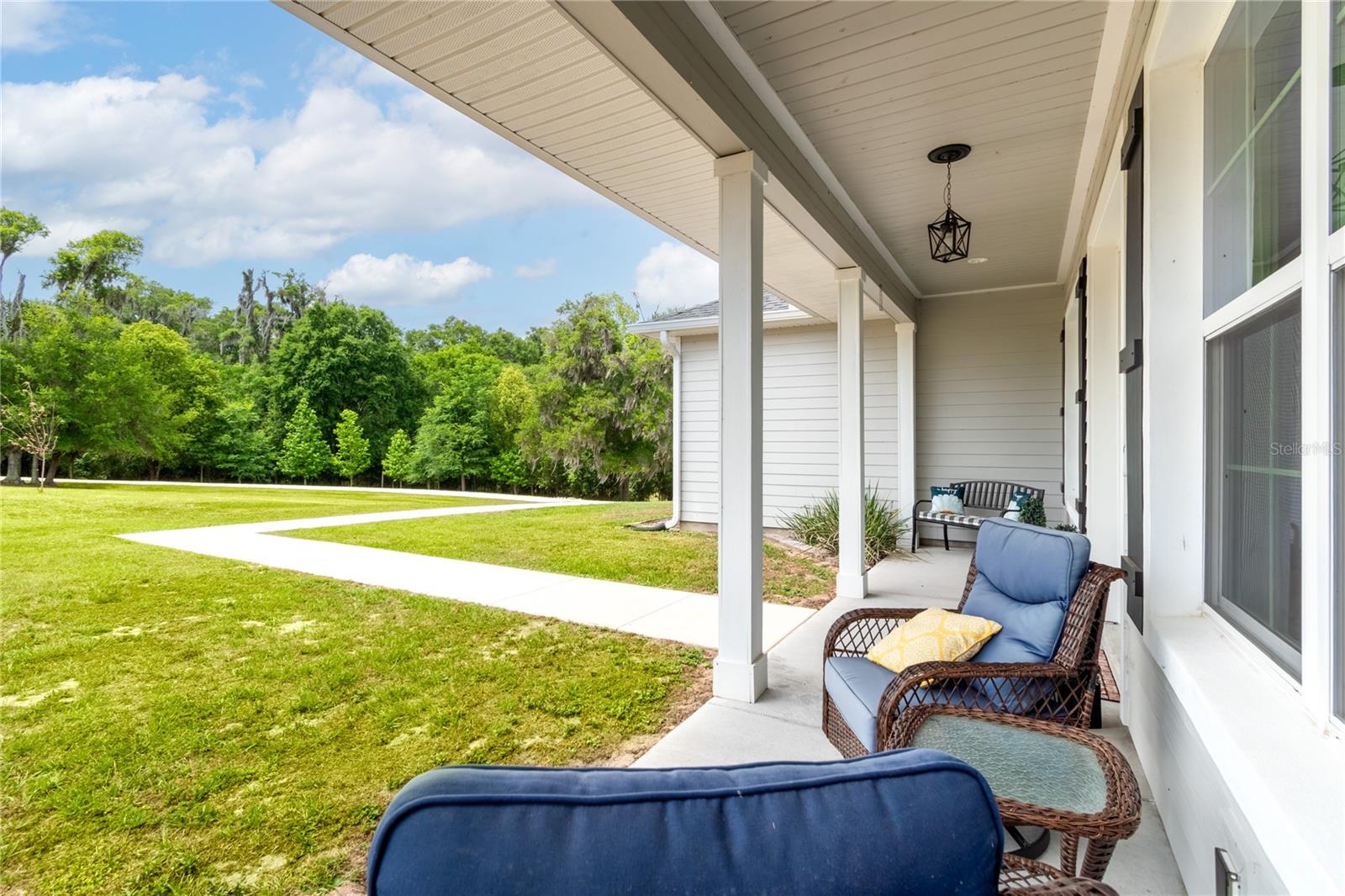 EQUESTRIAN SPGS - Residential