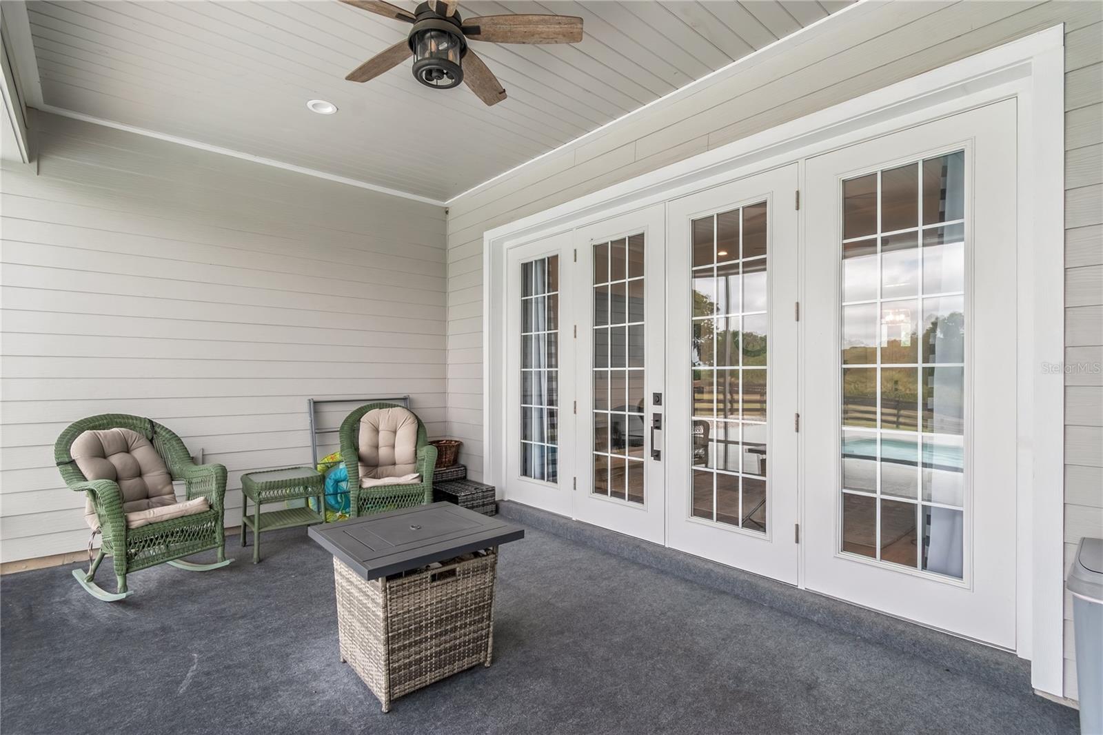 EQUESTRIAN SPGS - Residential