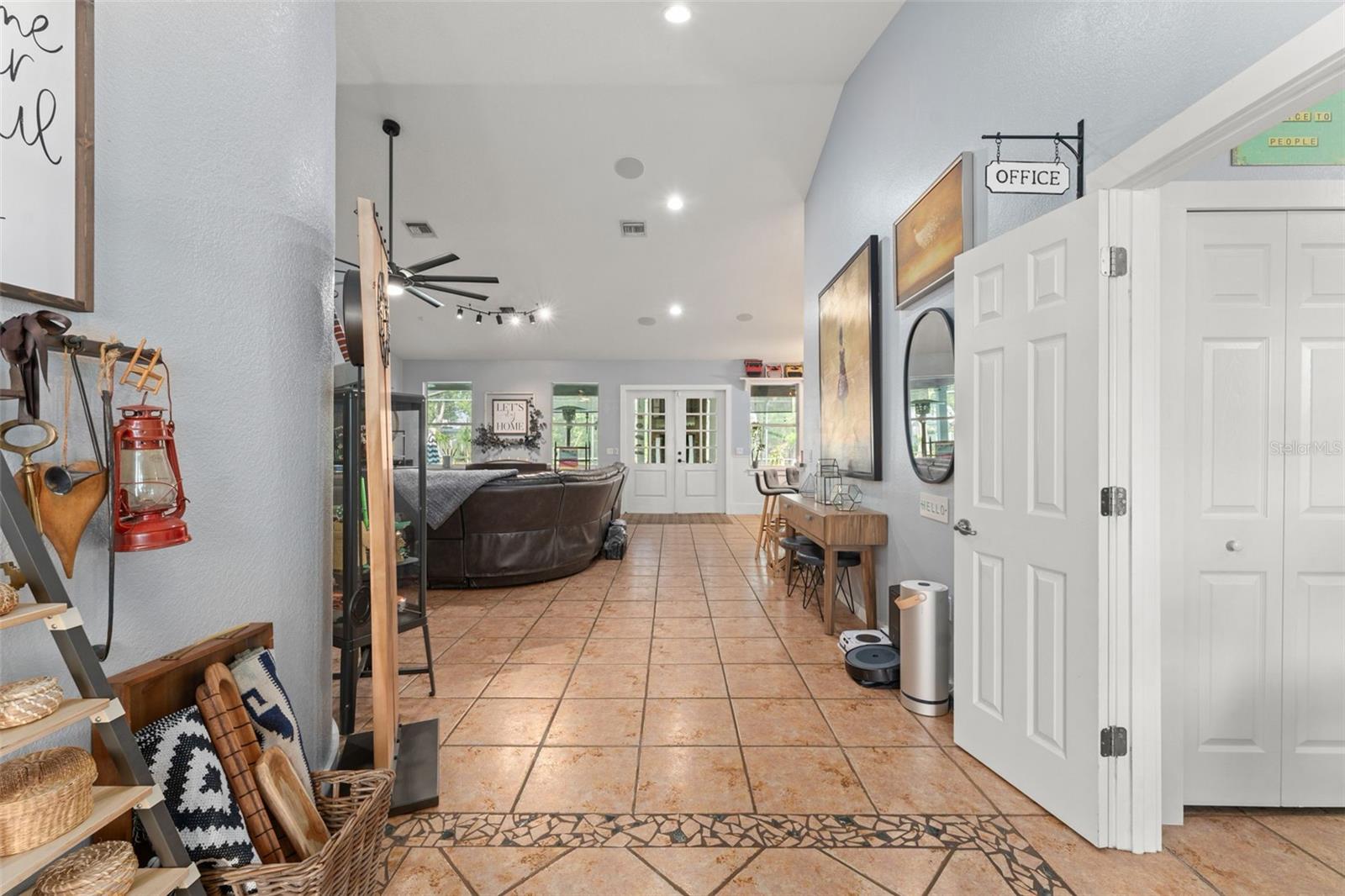 17523 DORIS STREET