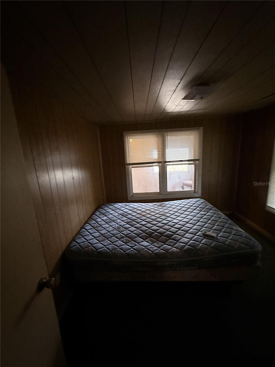 BELMONT HEIGHTS - Residential Income