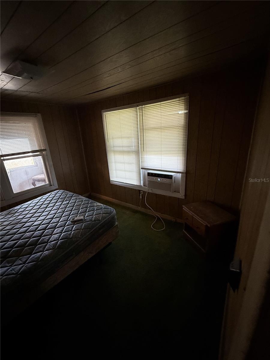 BELMONT HEIGHTS - Residential Income