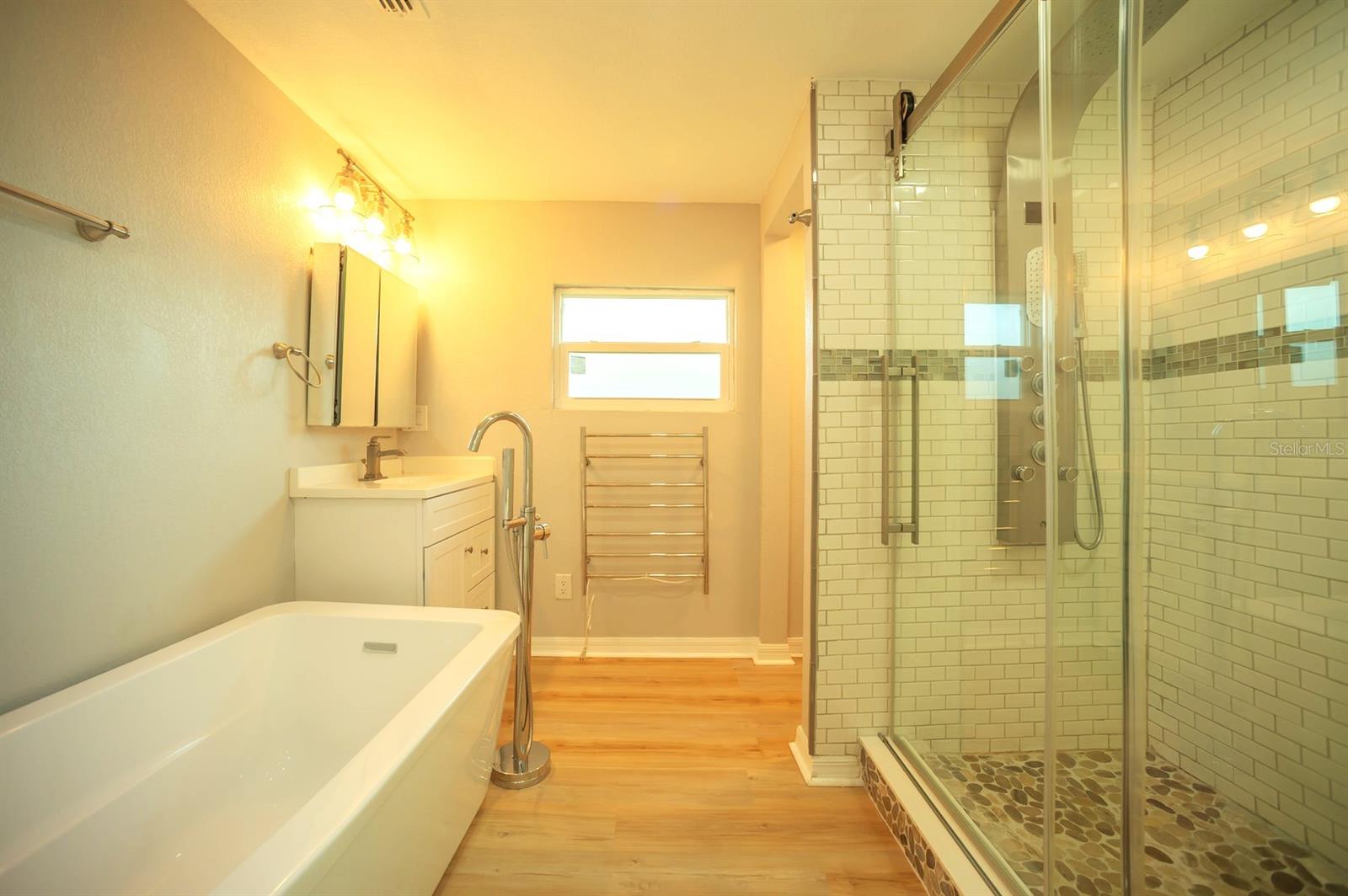 BELMONT HEIGHTS - Residential Income