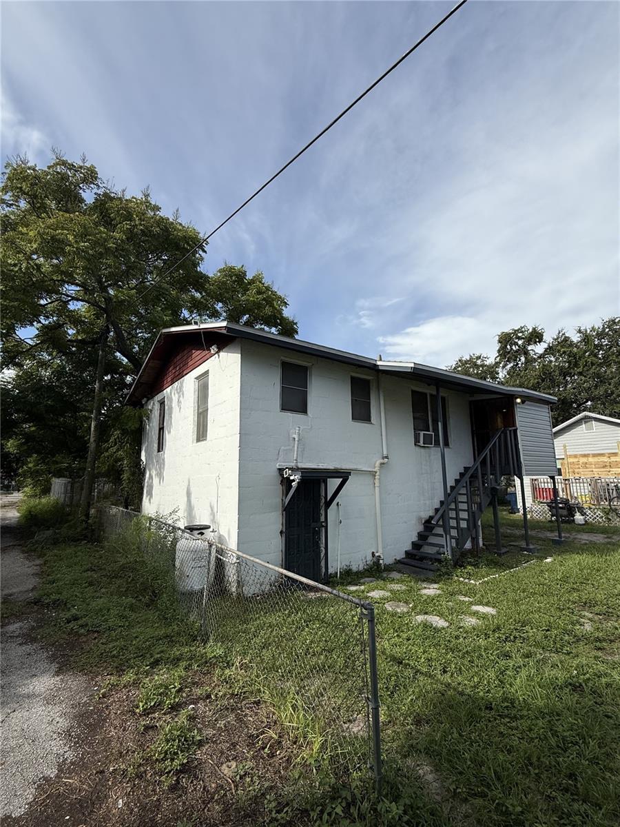 BELMONT HEIGHTS - Residential Income