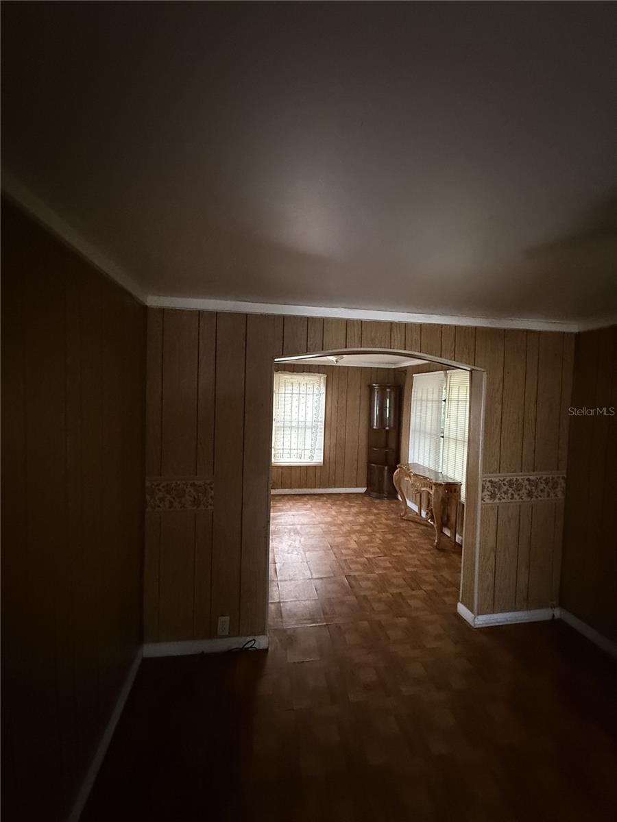 BELMONT HEIGHTS - Residential Income