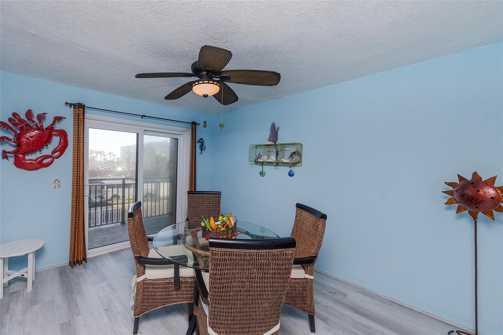 ZODIAC CONDO - Residential