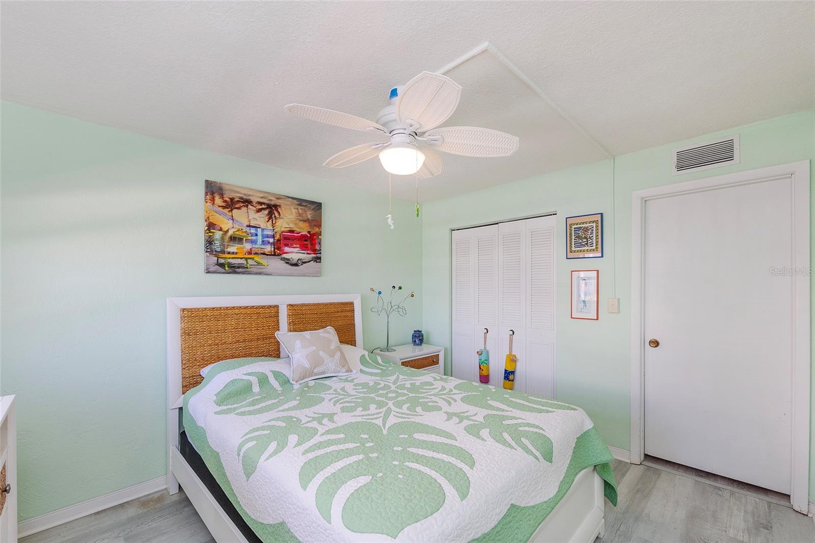 ZODIAC CONDO - Residential