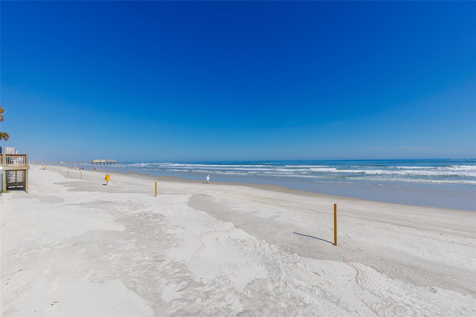 ZODIAC CONDO - Residential