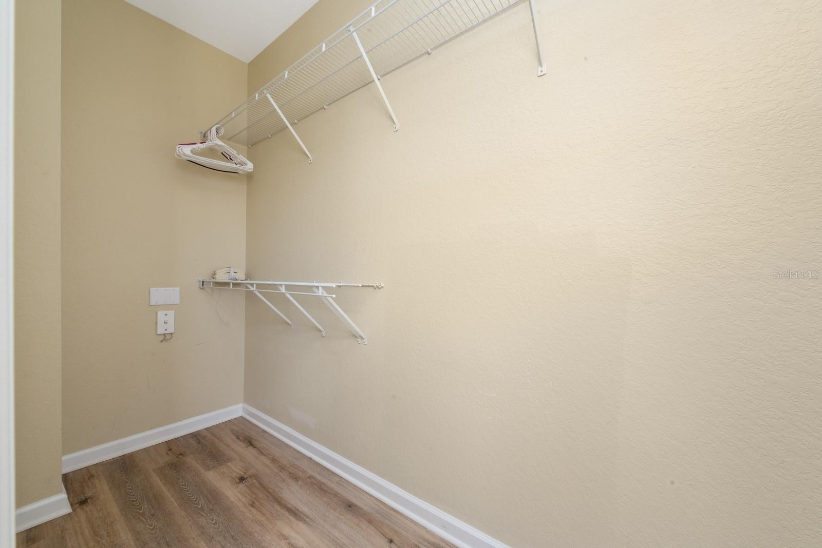 VISTA CAY - BAYSHORE AT VISTA CAY AT HARBOR SQUARE - Residential