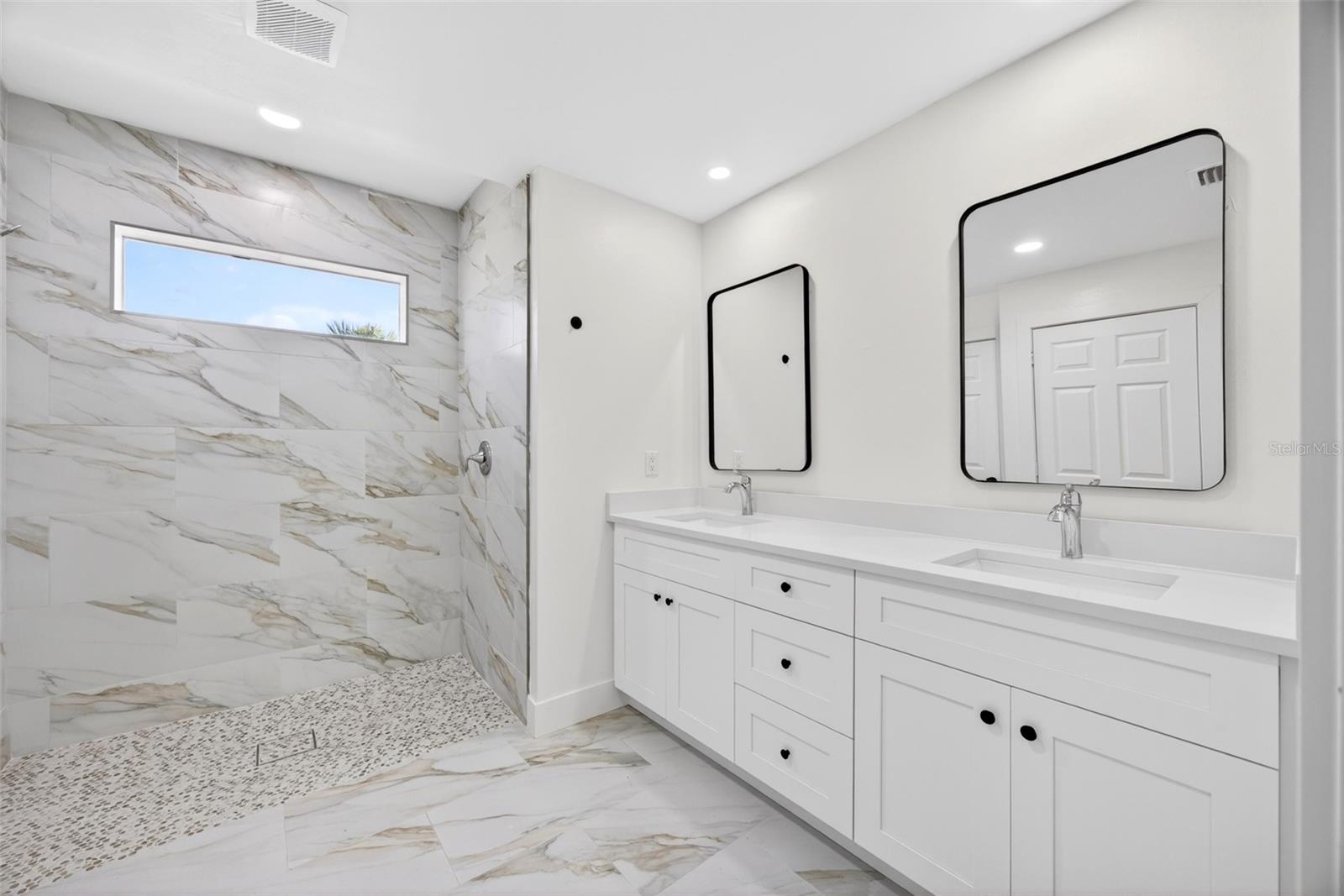AQUI ESTATE UNIT 01 - Residential