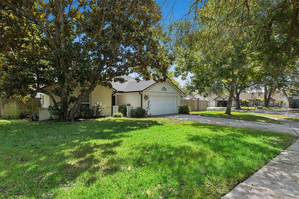 Photo of 1058 Mckinnon Avenue, Oviedo, FL 32765 (MLS # O6423703)